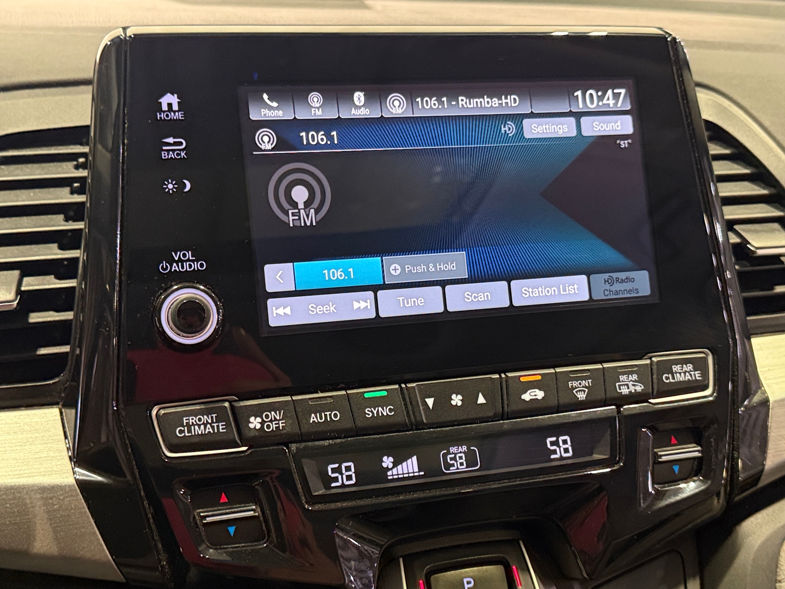 Thumbnail: 2018 Honda Odyssey - 3