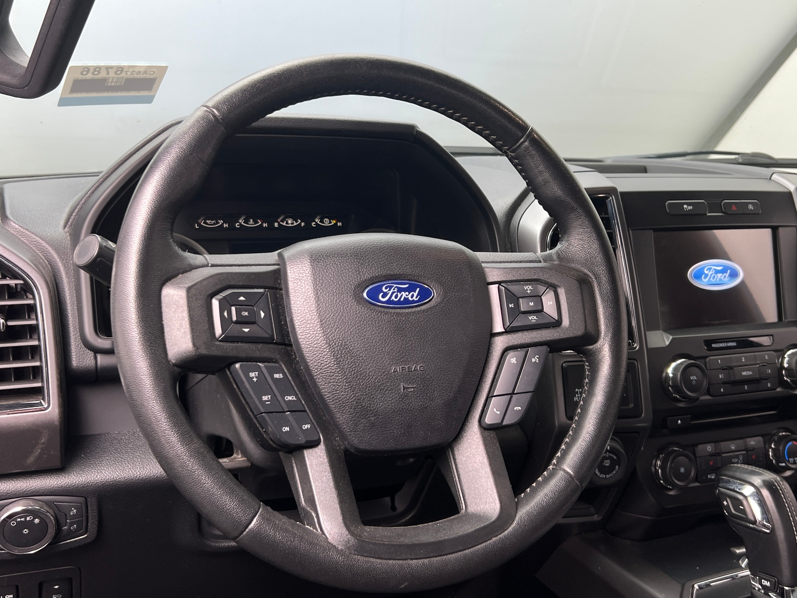 Thumbnail: 2018 Ford Econoline - 5