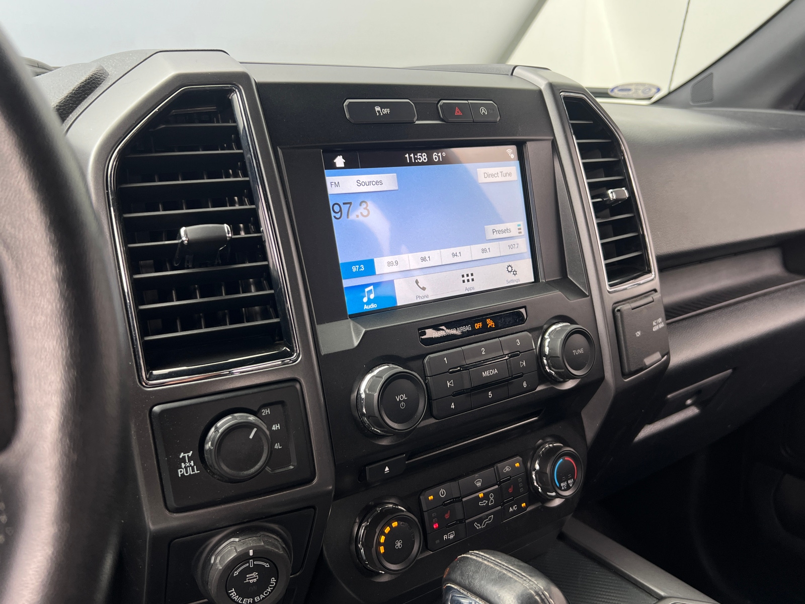 Thumbnail: 2018 Ford Econoline - 4