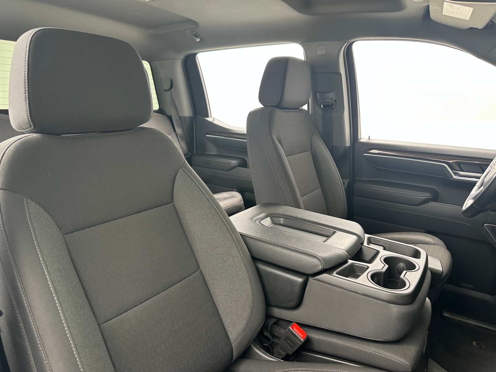 Thumbnail: 2025 Chevrolet Silverado 1500 - 2