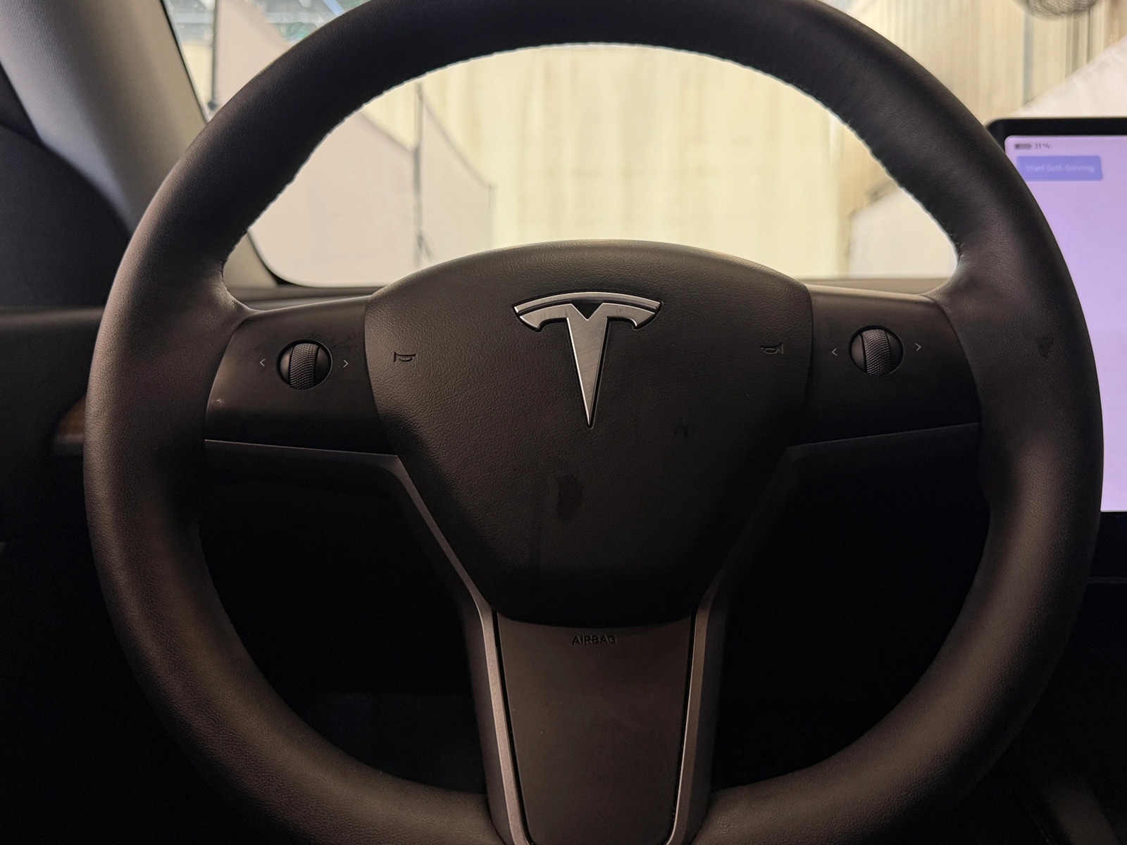 Thumbnail: 2022 Tesla Model Y - 4
