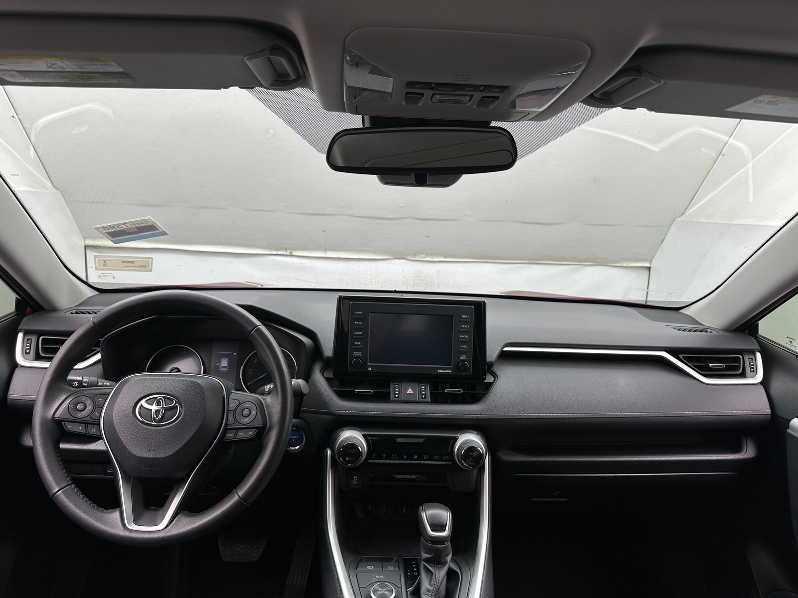 Thumbnail: 2022 Toyota RAV4 - 2