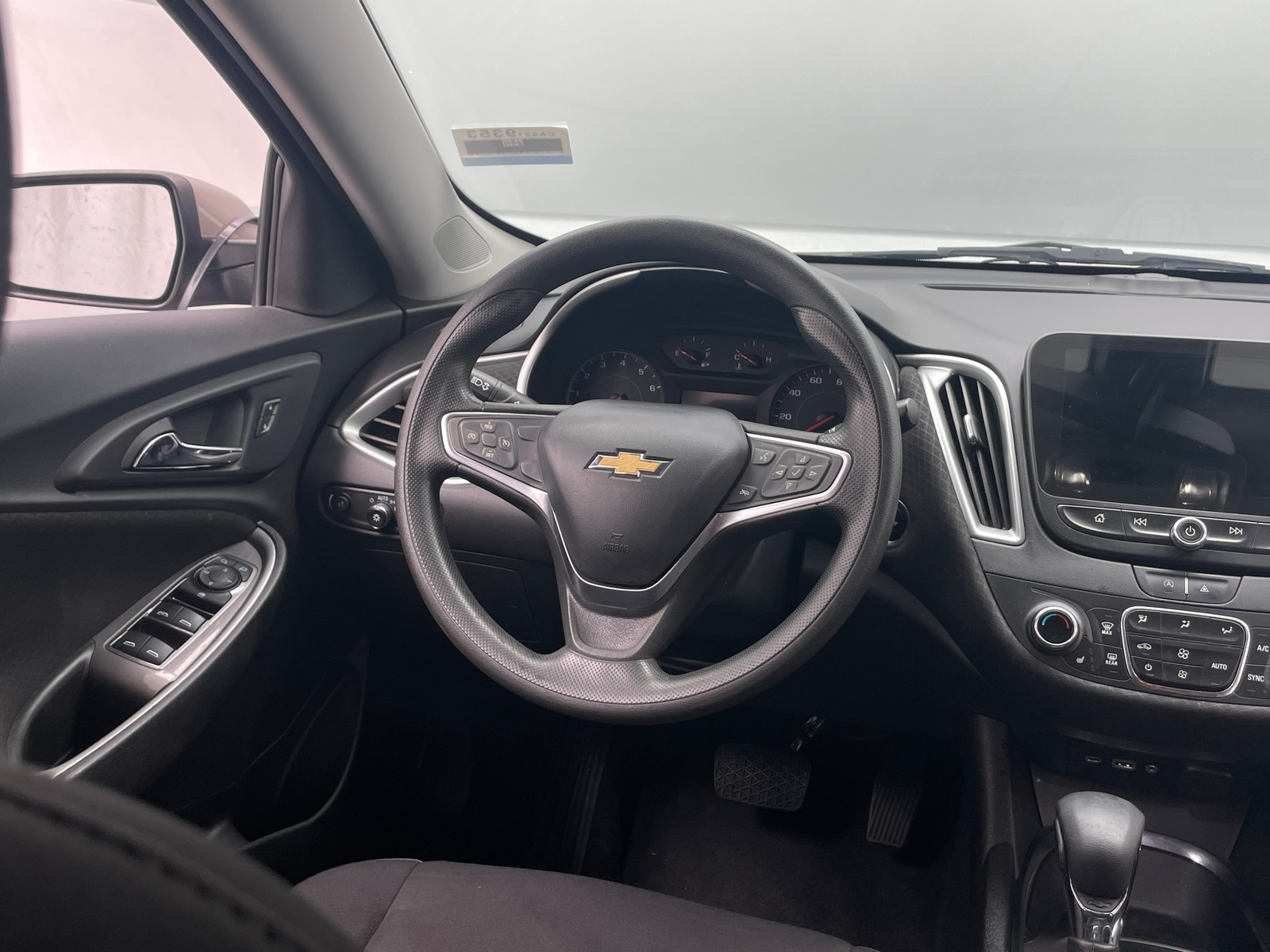 Thumbnail: 2022 Chevrolet Malibu - 5
