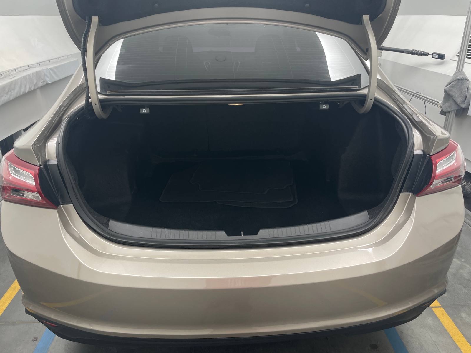 Thumbnail: 2022 Chevrolet Malibu - 7