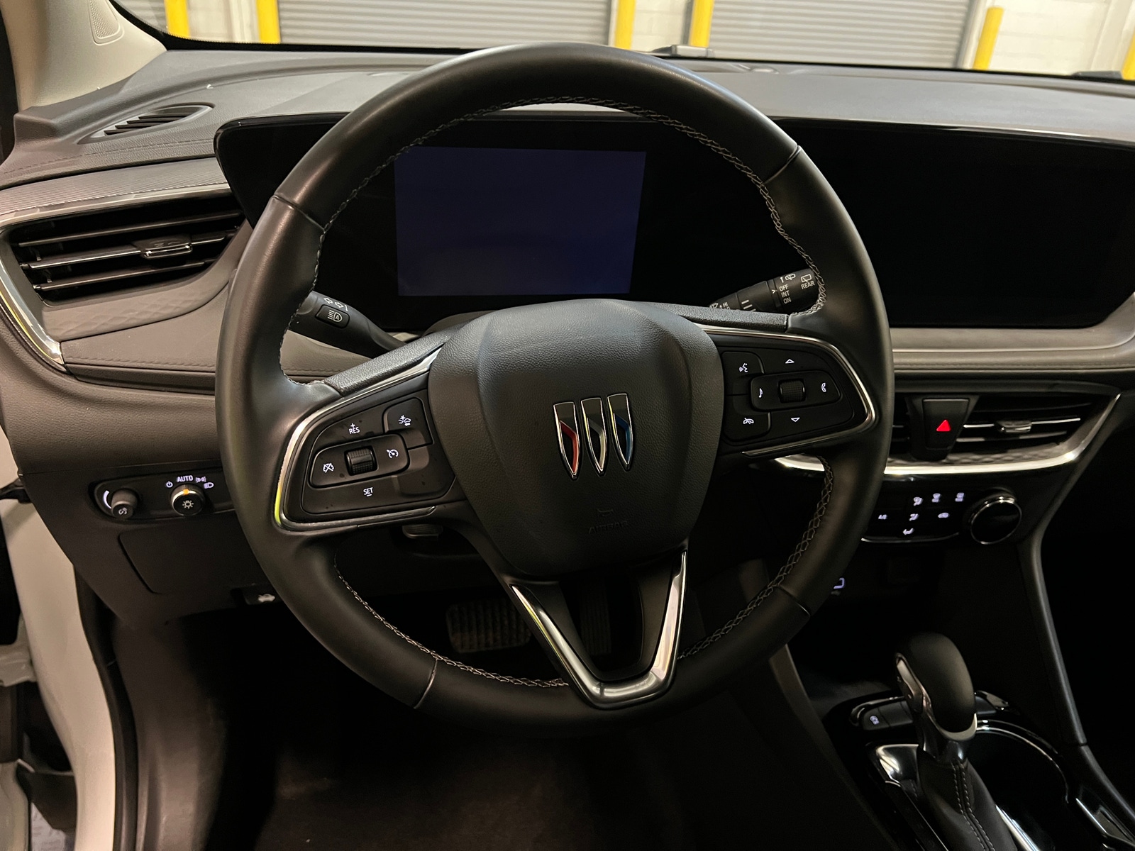 Thumbnail: 2025 Buick Encore GX - 4