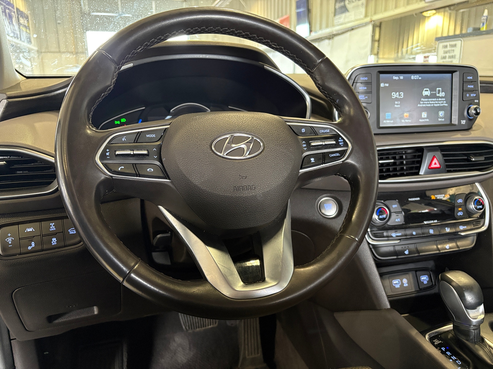 Thumbnail: 2019 Hyundai Santa Fe - 5