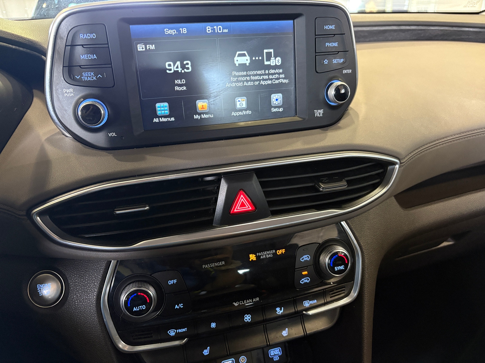 Thumbnail: 2019 Hyundai Santa Fe - 4