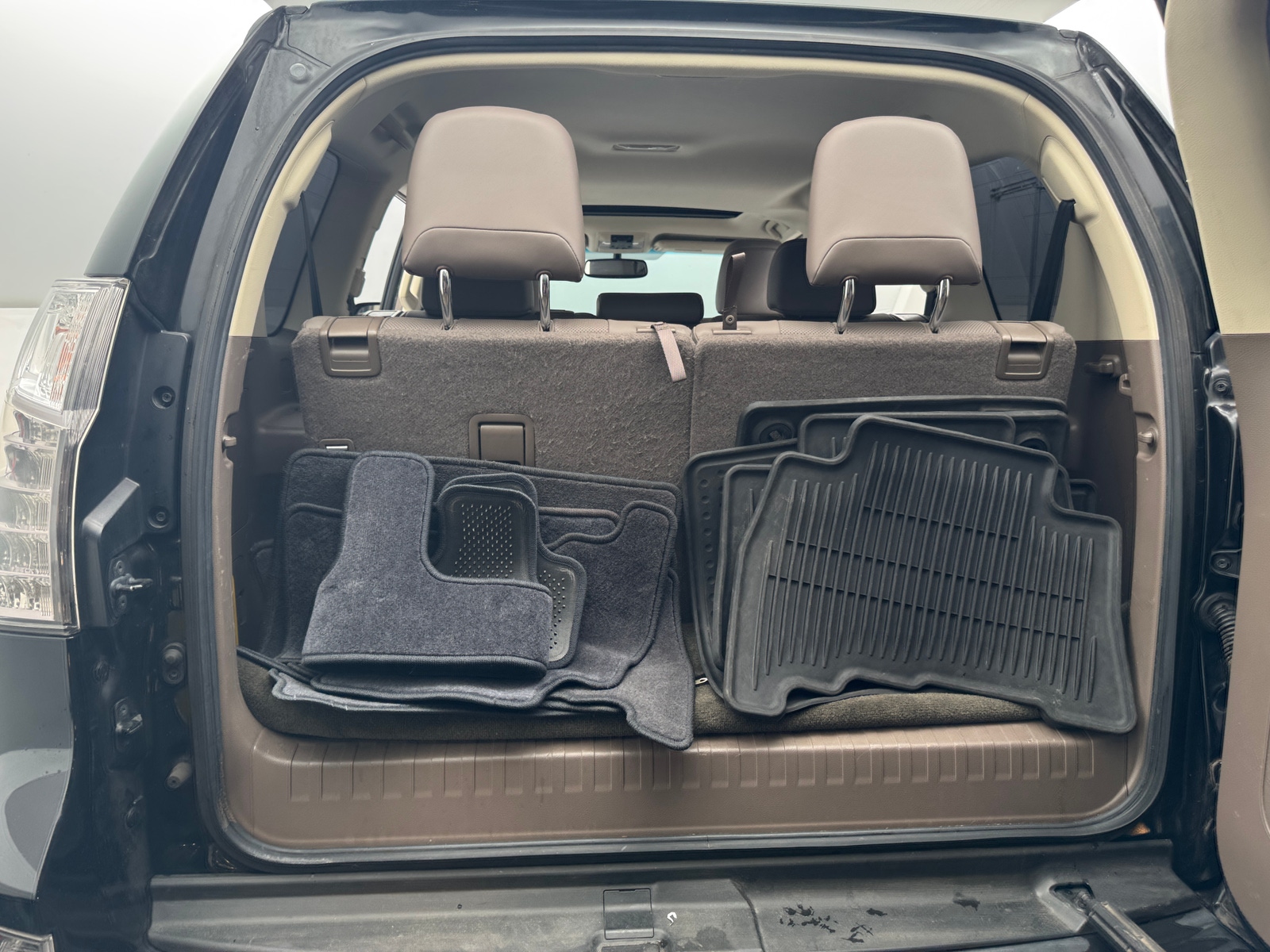 Thumbnail: 2017 Lexus GX - 7