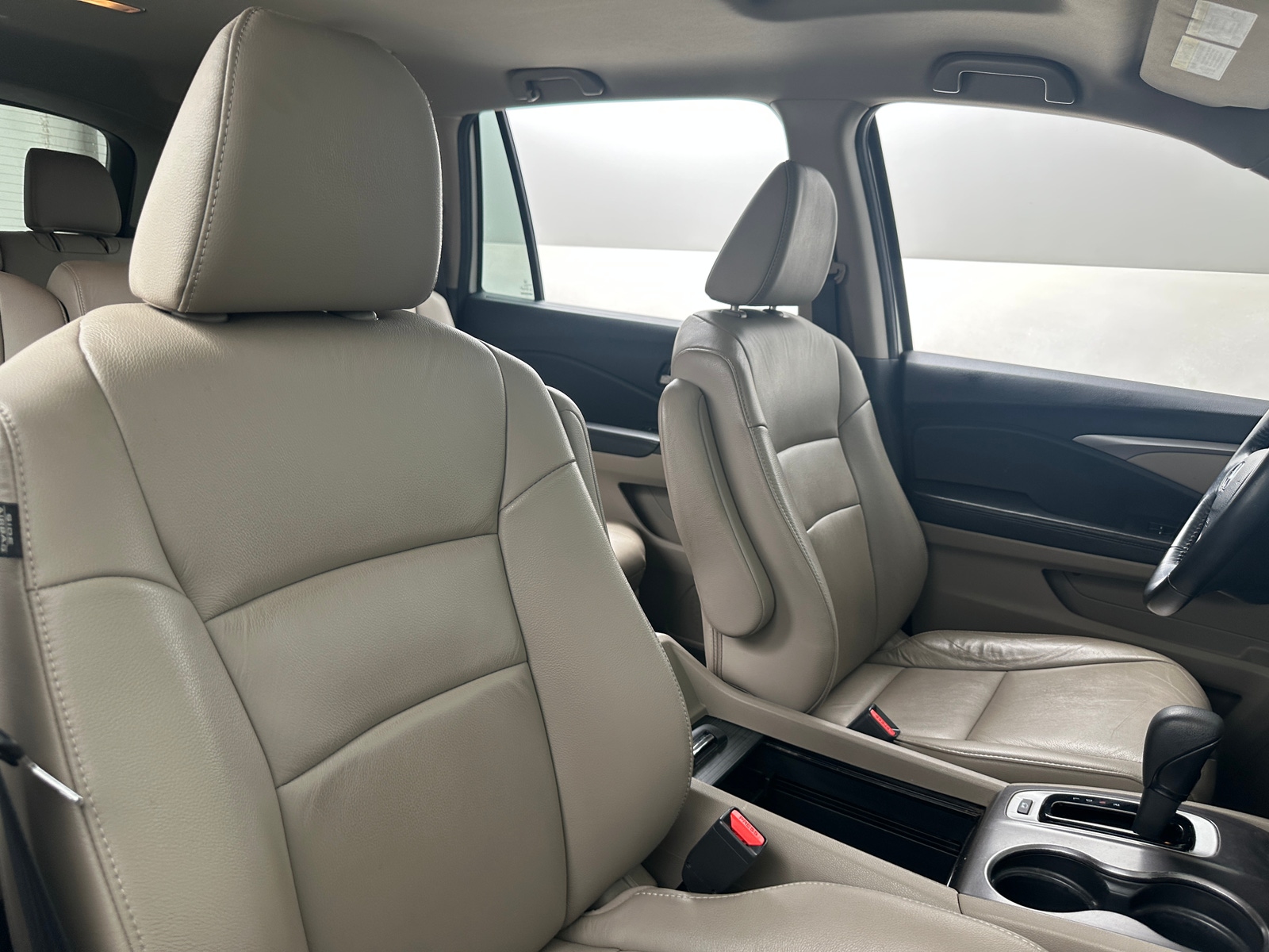 Thumbnail: 2016 Honda Pilot - 2