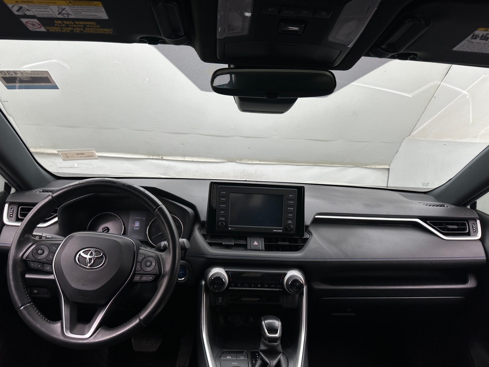 Thumbnail: 2022 Toyota RAV4 - 3