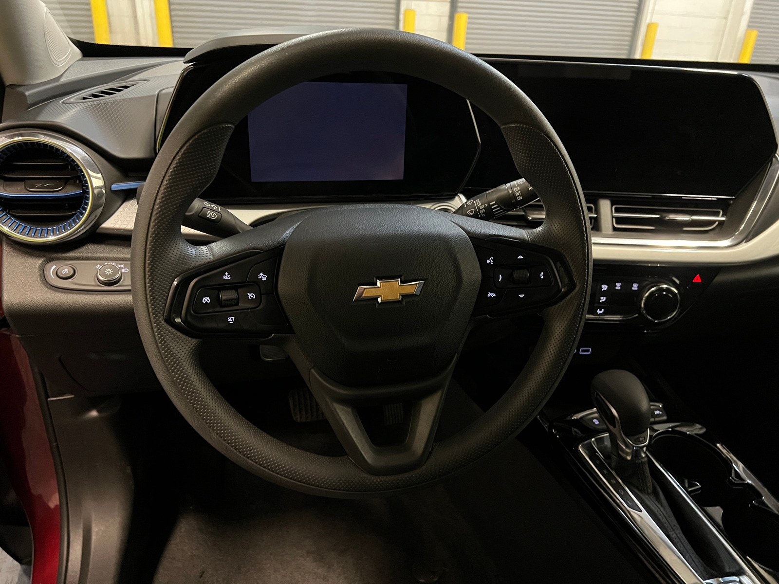 Thumbnail: 2025 Chevrolet Trax - 4