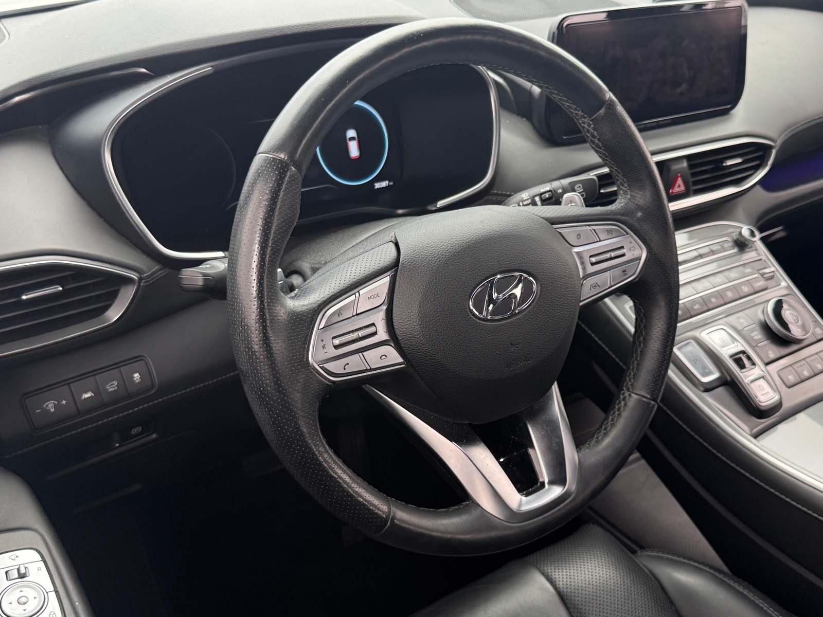 Thumbnail: 2023 Hyundai Santa Fe - 4
