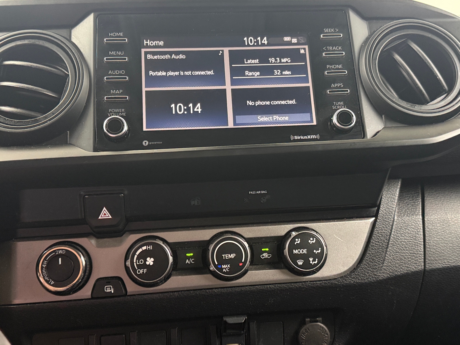 Thumbnail: 2020 Toyota Tacoma - 4