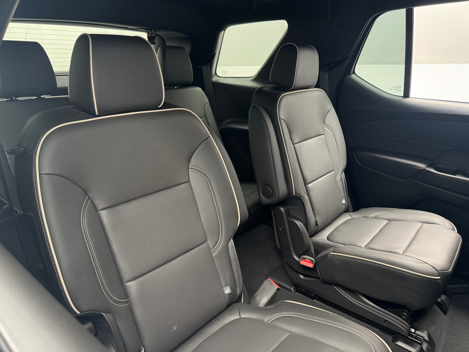 Thumbnail: 2024 Chevrolet Traverse - 5