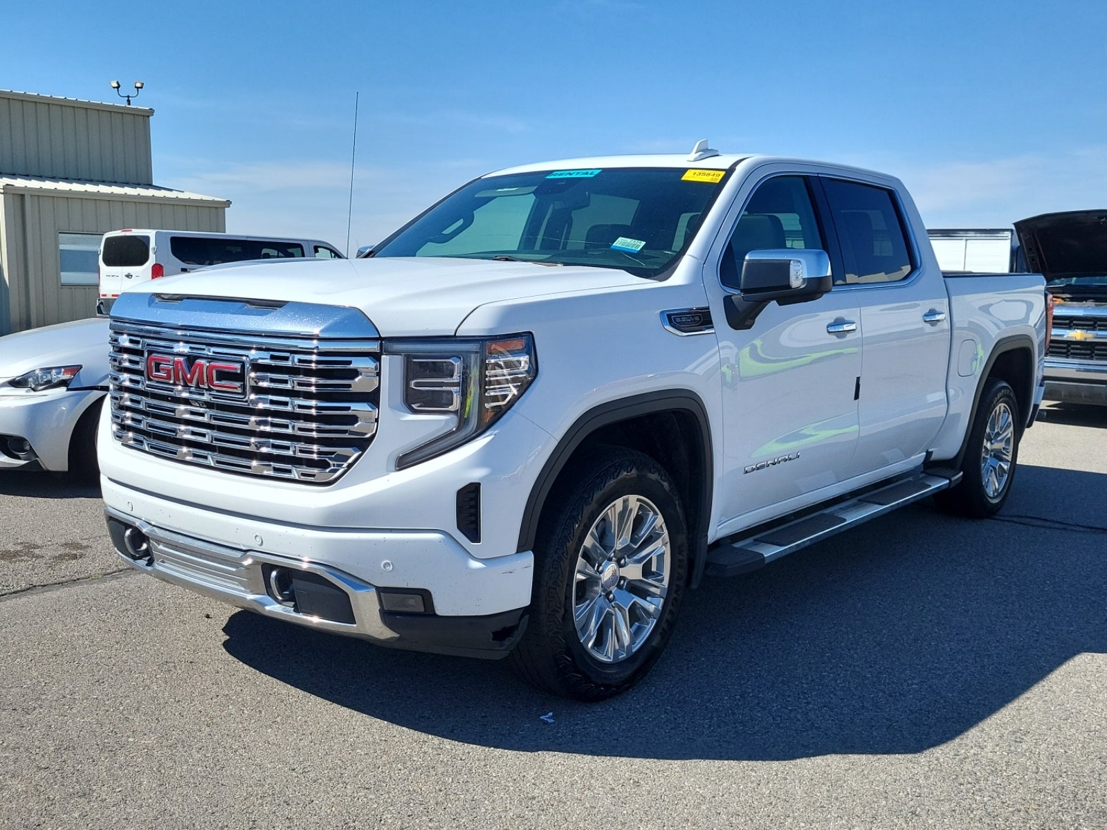 2023 GMC Sierra 1500 4WD Crew Cab 147" Denali