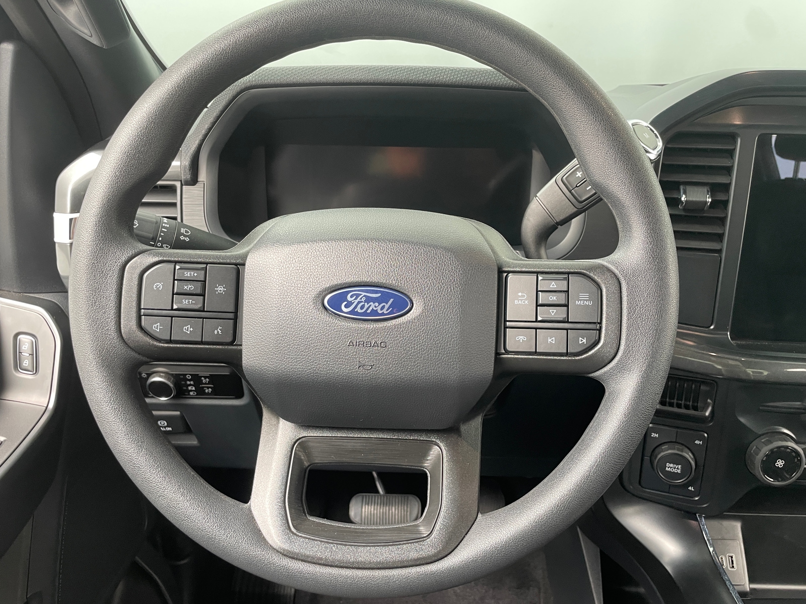 Thumbnail: 2025 Ford Econoline - 5