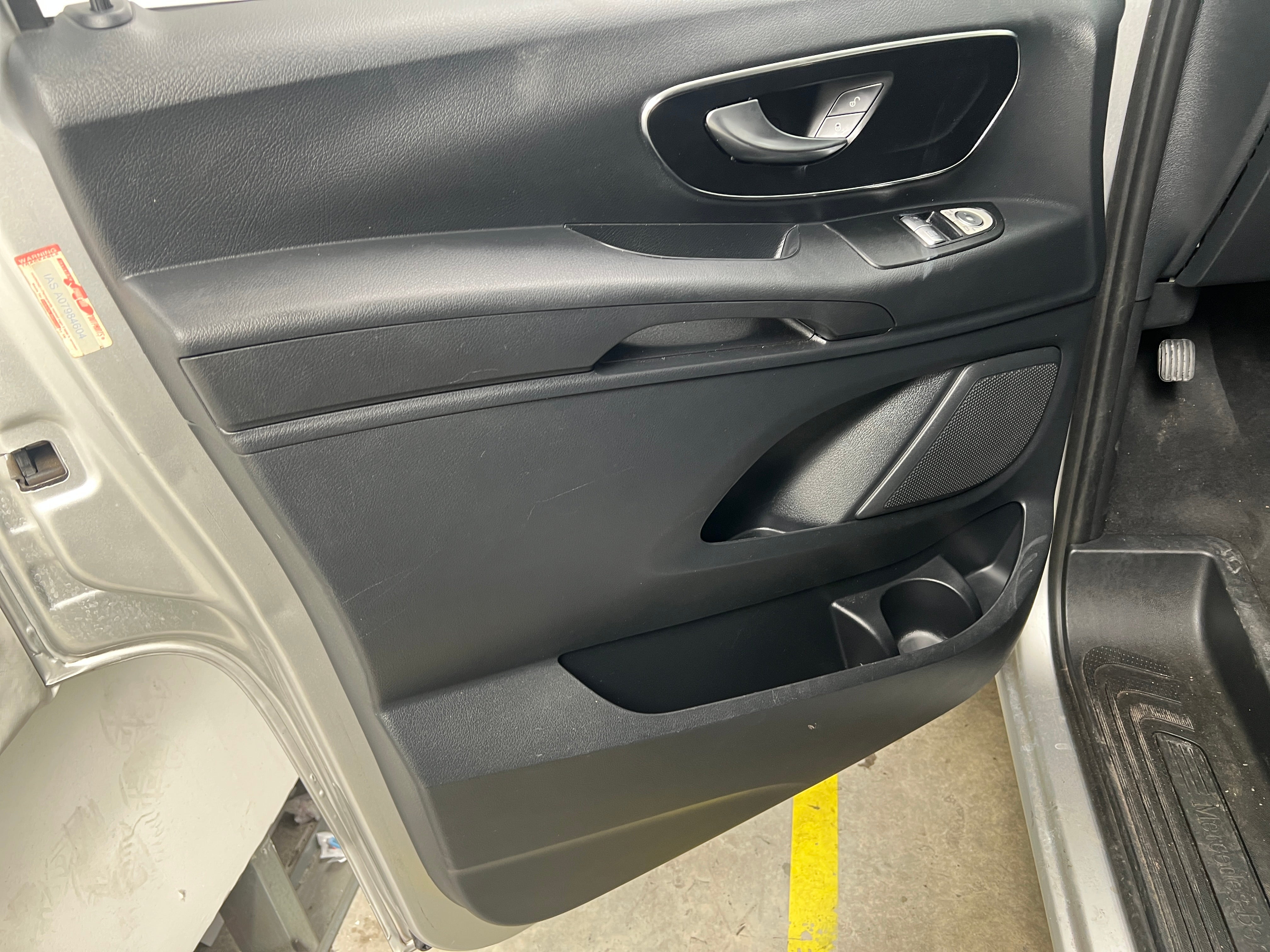 2018 Mercedes-Benz Metris Passenger Van