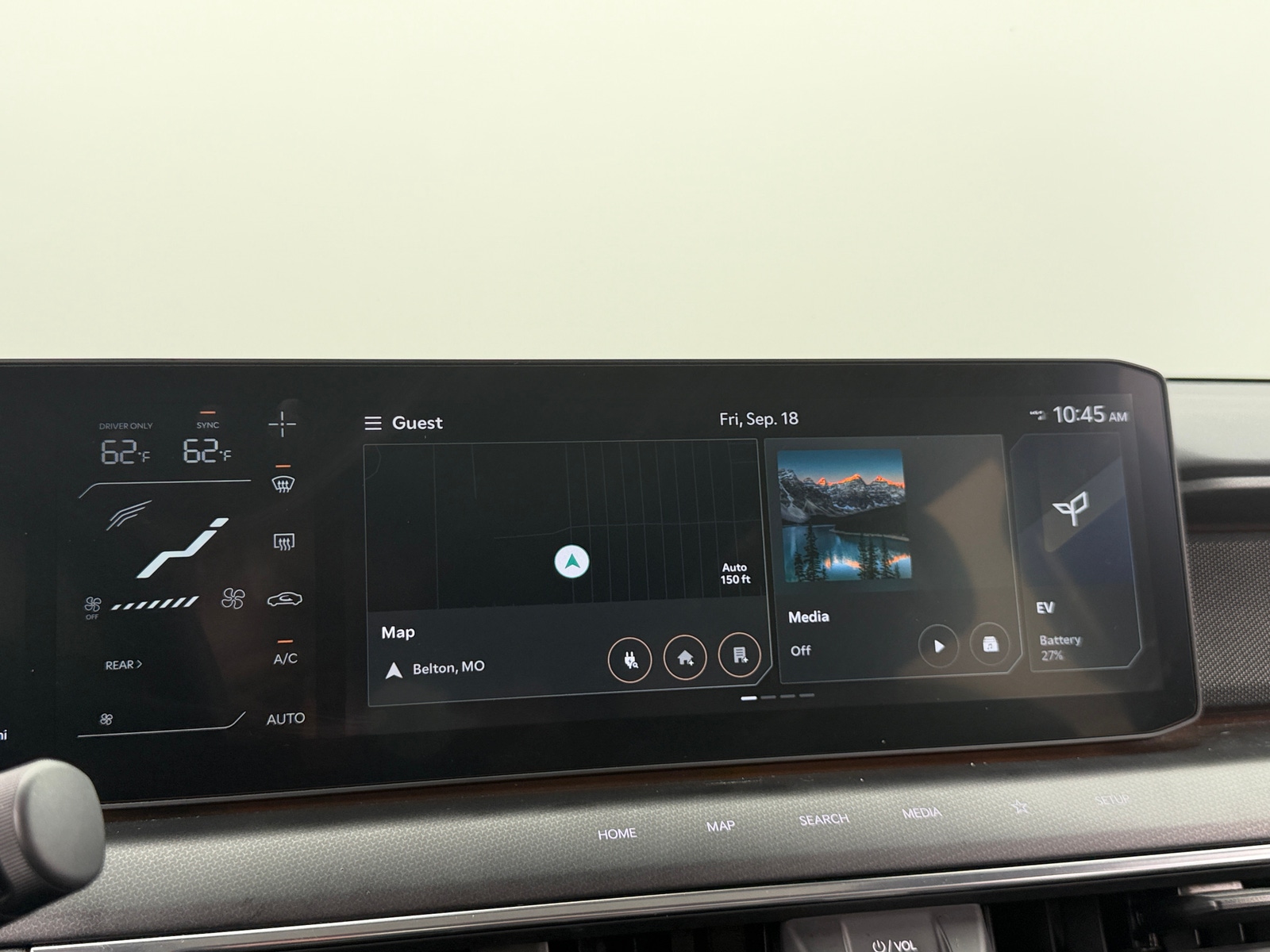 Thumbnail: 2024 Kia EV9 - 3