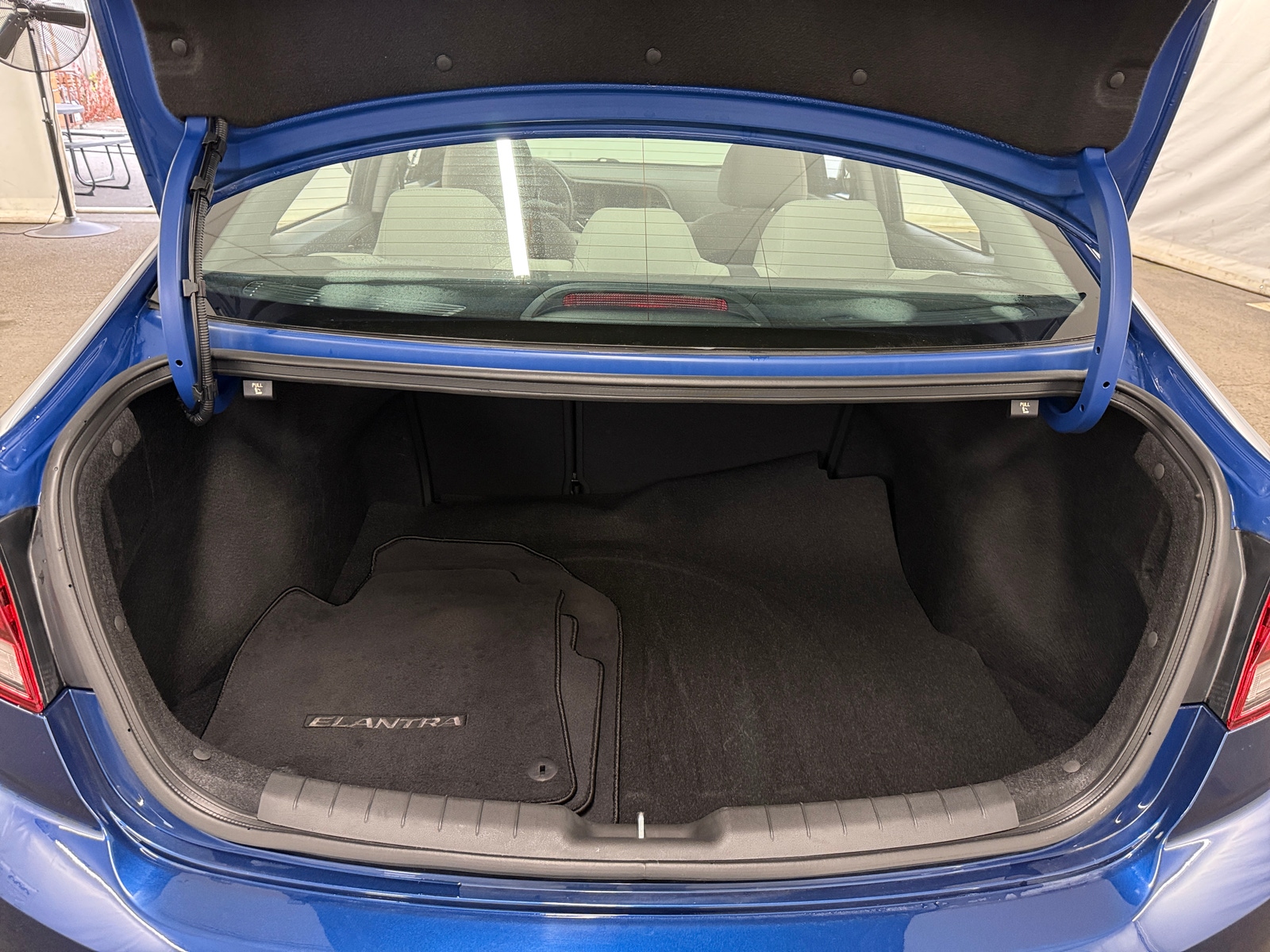 Thumbnail: 2020 Hyundai Elantra - 7