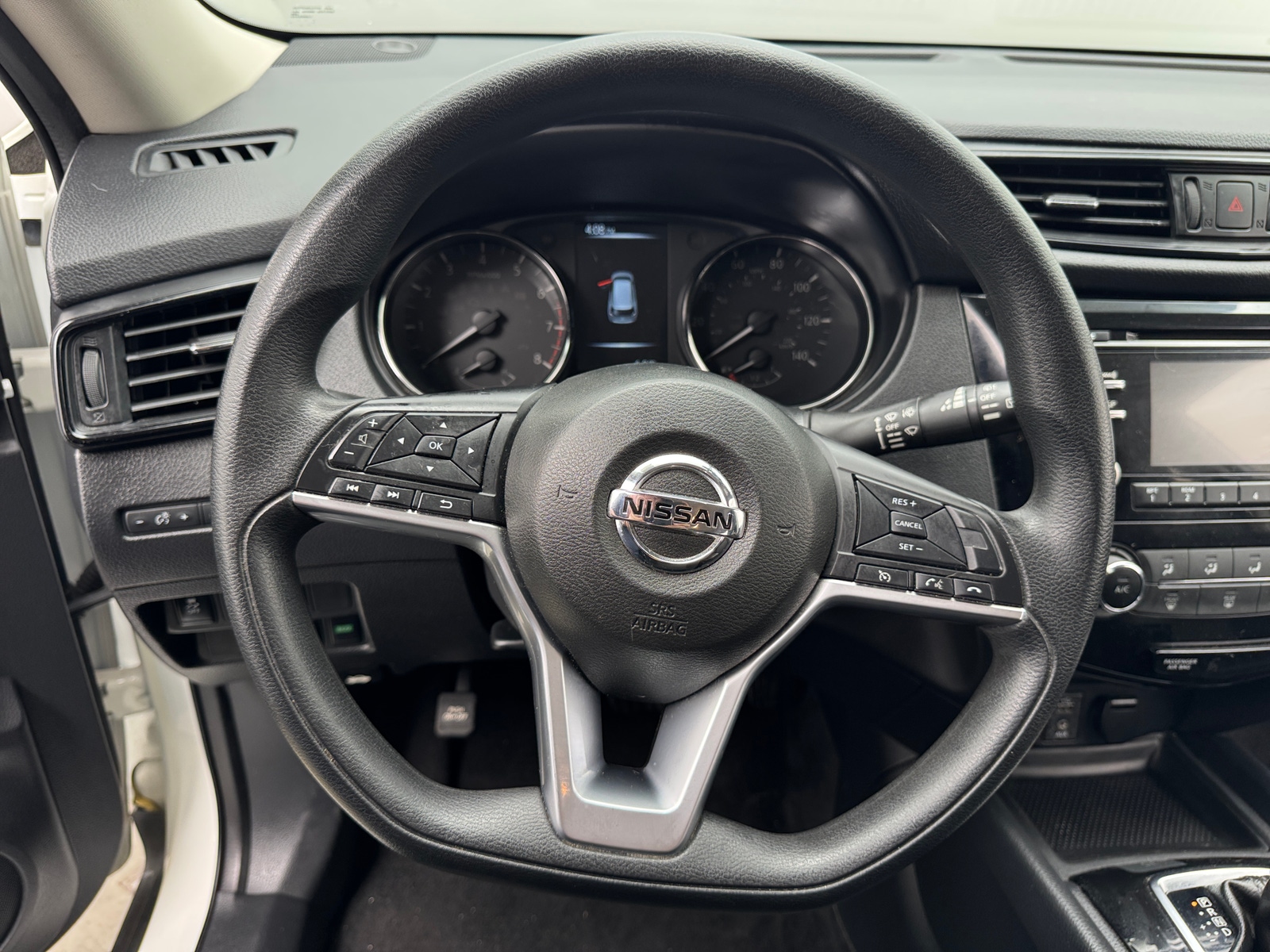 Thumbnail: 2017 Nissan Rogue - 5