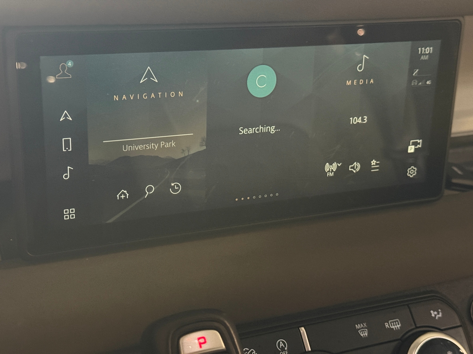 Thumbnail: 2020 Land Rover Defender - 4