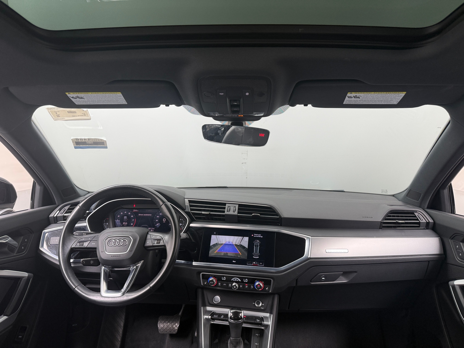 Thumbnail: 2020 Audi Q3 - 2