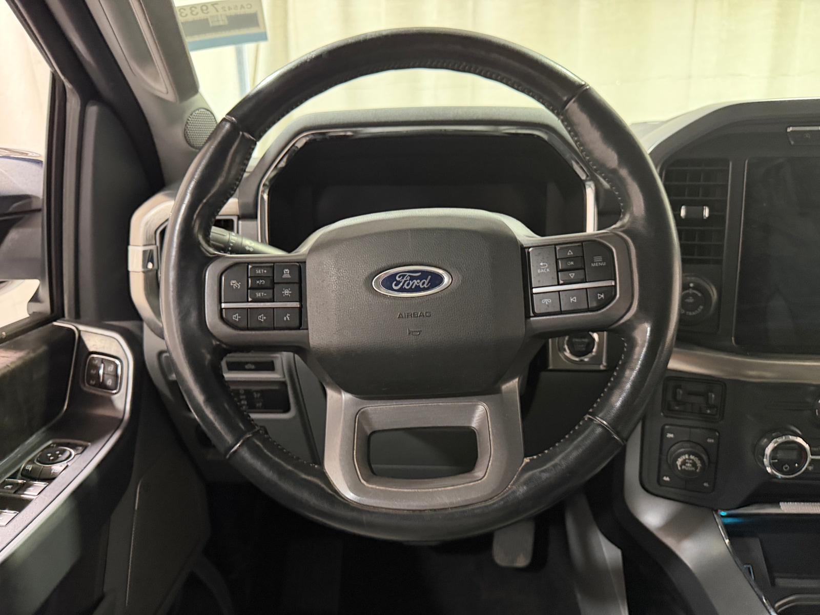 Thumbnail: 2021 Ford Econoline - 4