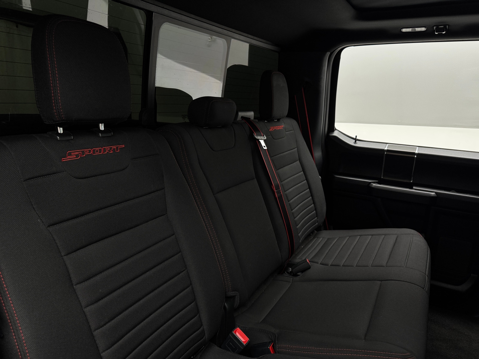 Thumbnail: 2020 Ford Econoline - 6