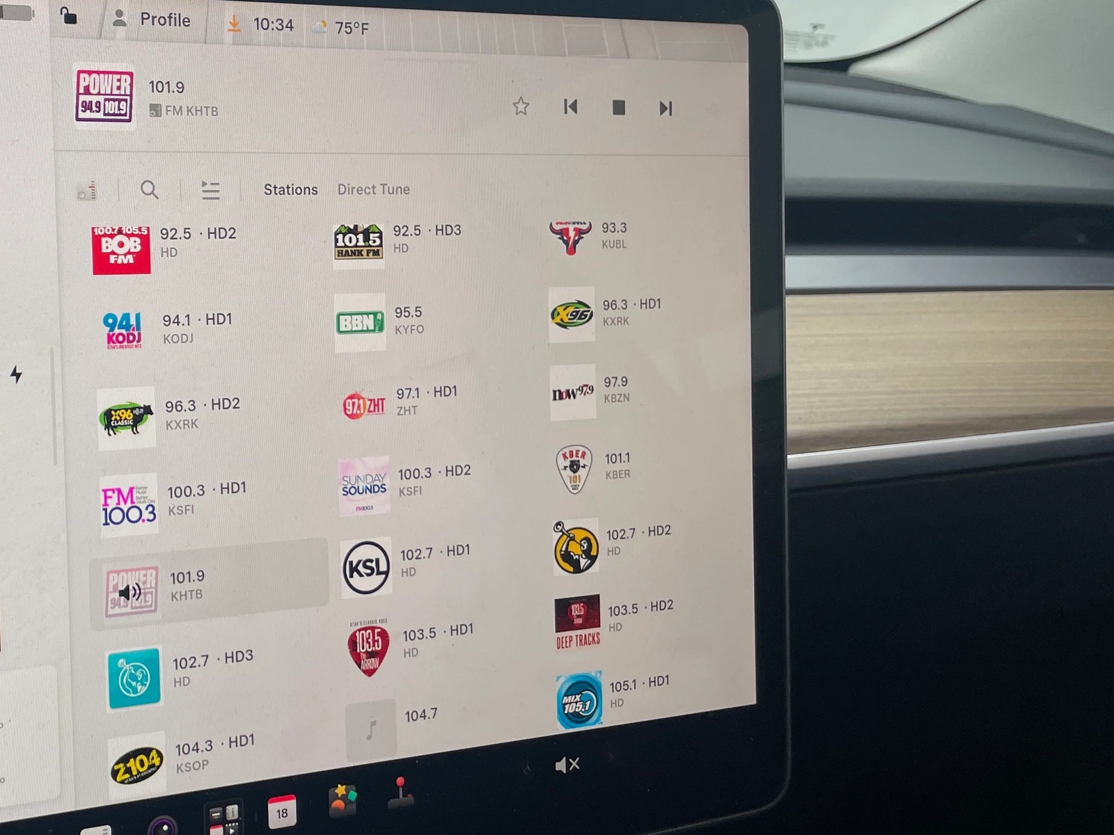 Thumbnail: 2023 Tesla Model 3 - 3