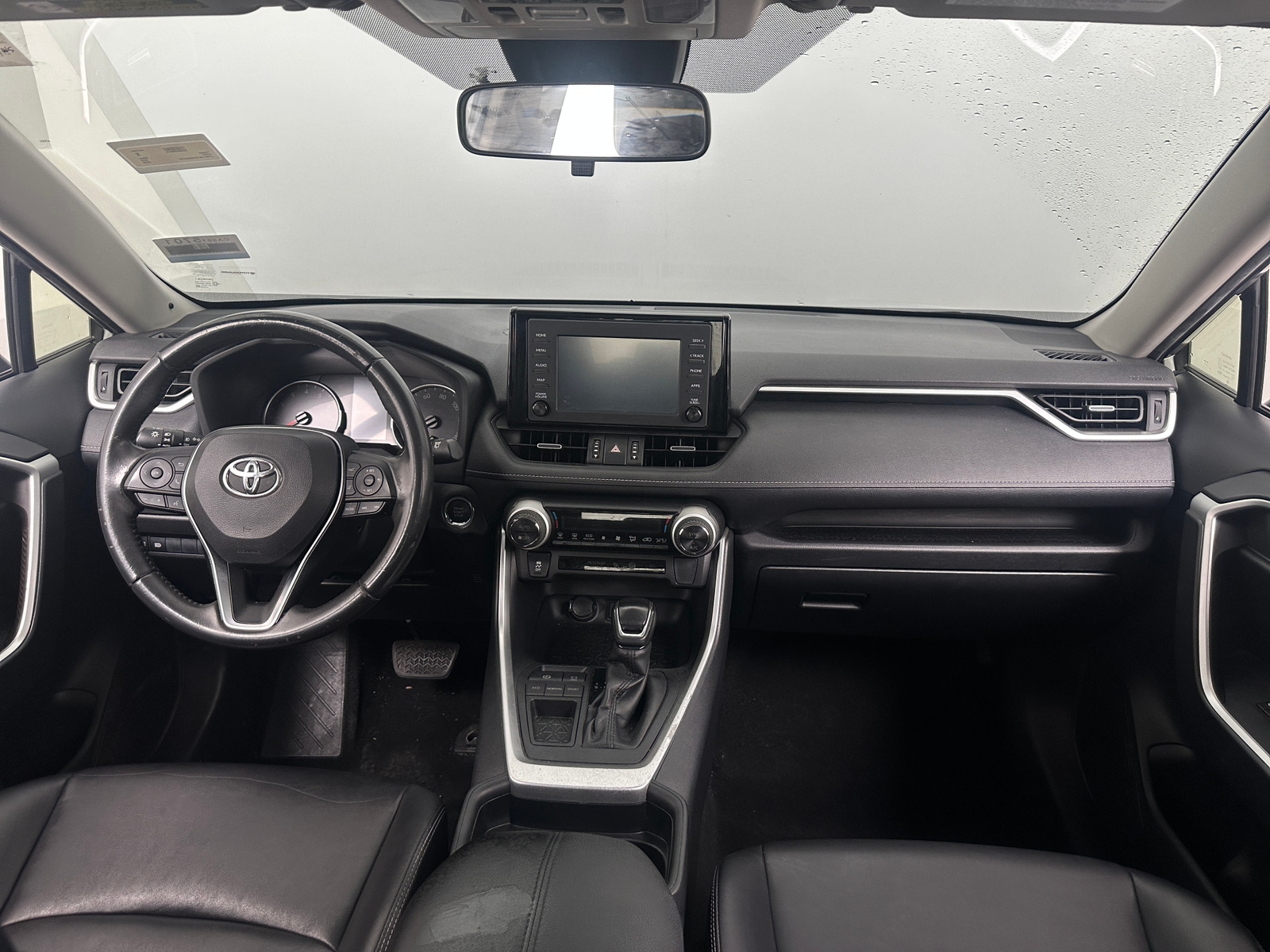 Thumbnail: 2019 Toyota RAV4 - 3