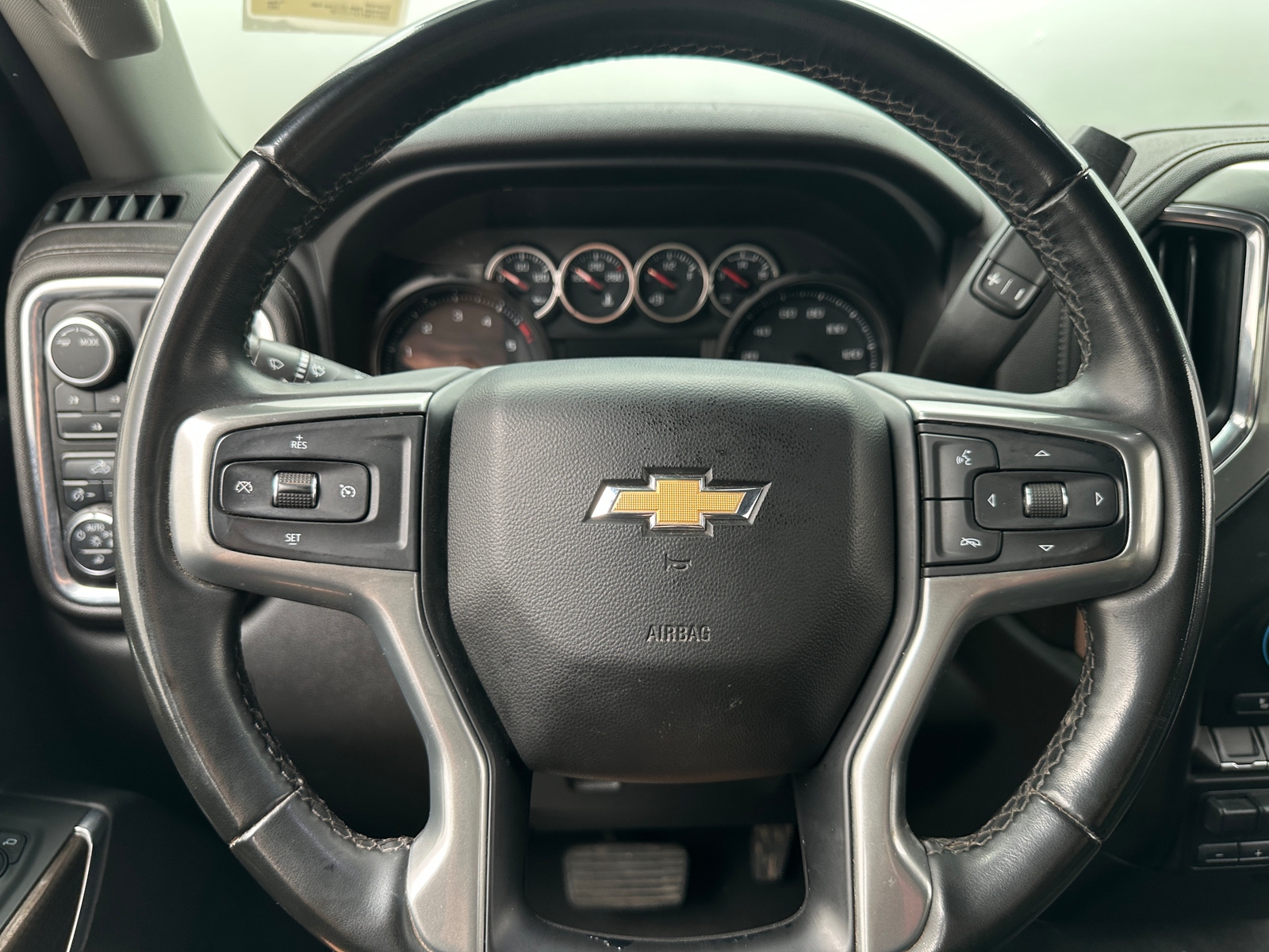 Thumbnail: 2023 Chevrolet Silverado 2500 - 5