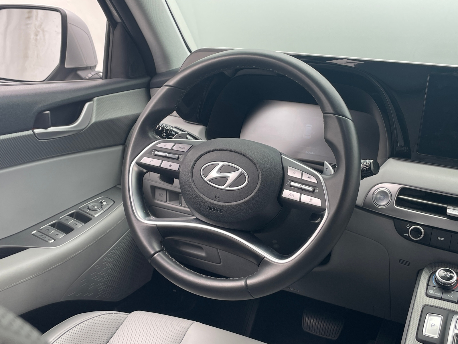 Thumbnail: 2025 Hyundai Palisade - 4