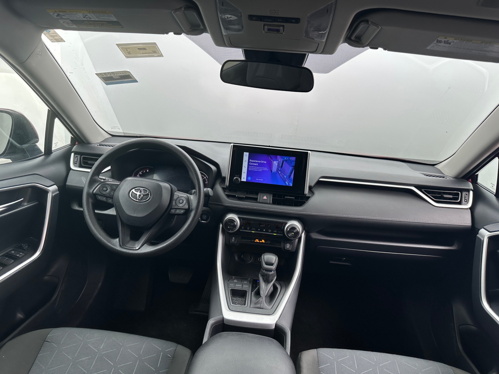 Thumbnail: 2025 Toyota RAV4 - 3