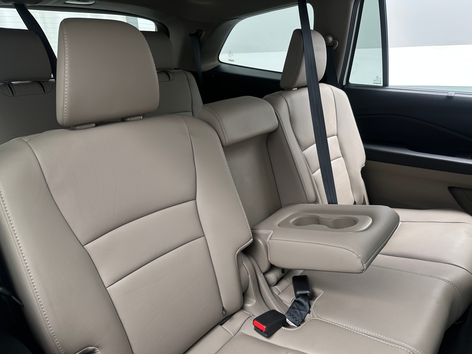 Thumbnail: 2019 Honda Pilot - 5