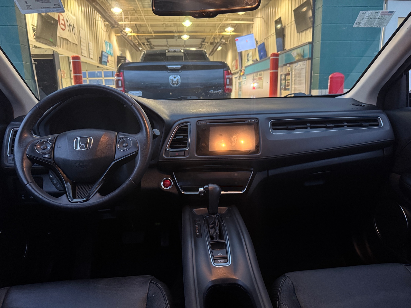 Thumbnail: 2017 Honda HR-V - 2