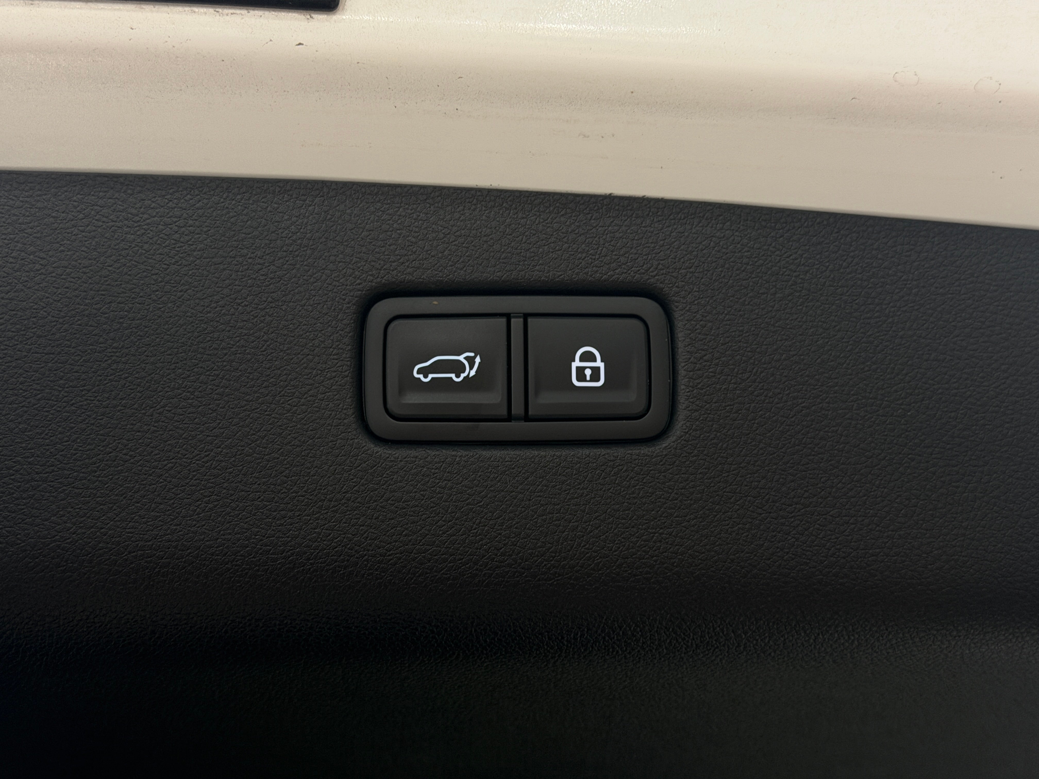 2022 GENESIS GV70