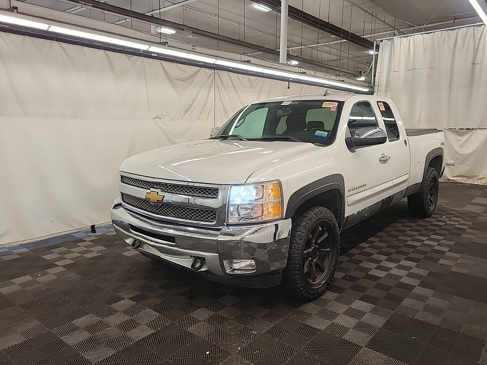 2013 Chevrolet Silverado 1500 4WD Ext Cab 143.5" LT