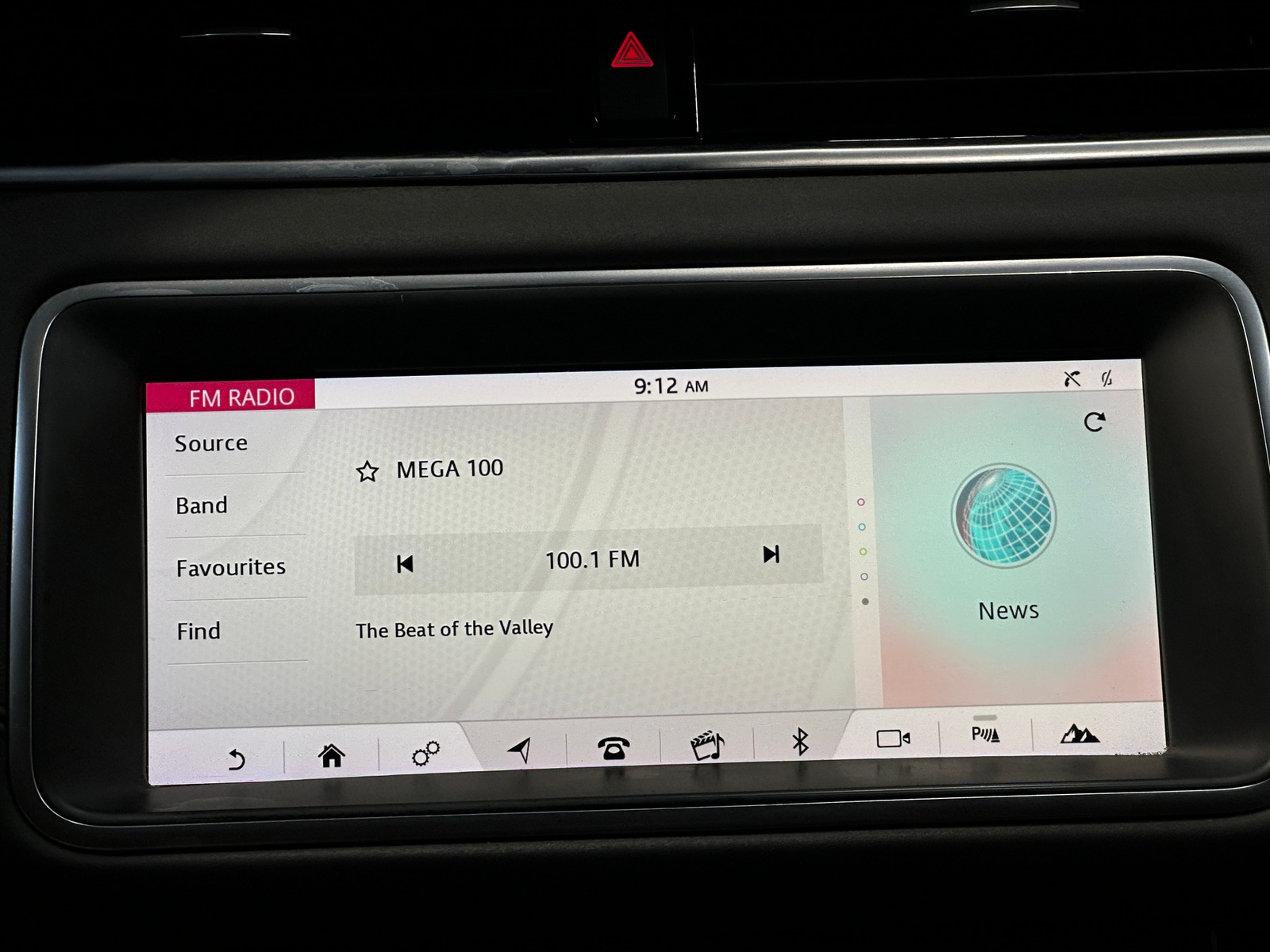 Thumbnail: 2020 Land Rover Range Rover Evoque - 4