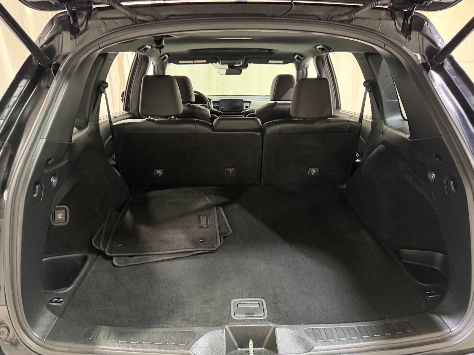 Thumbnail: 2019 Honda Passport - 6