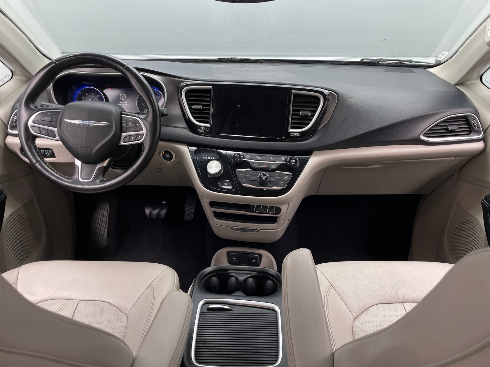 Thumbnail: 2021 Chrysler Pacifica - 2