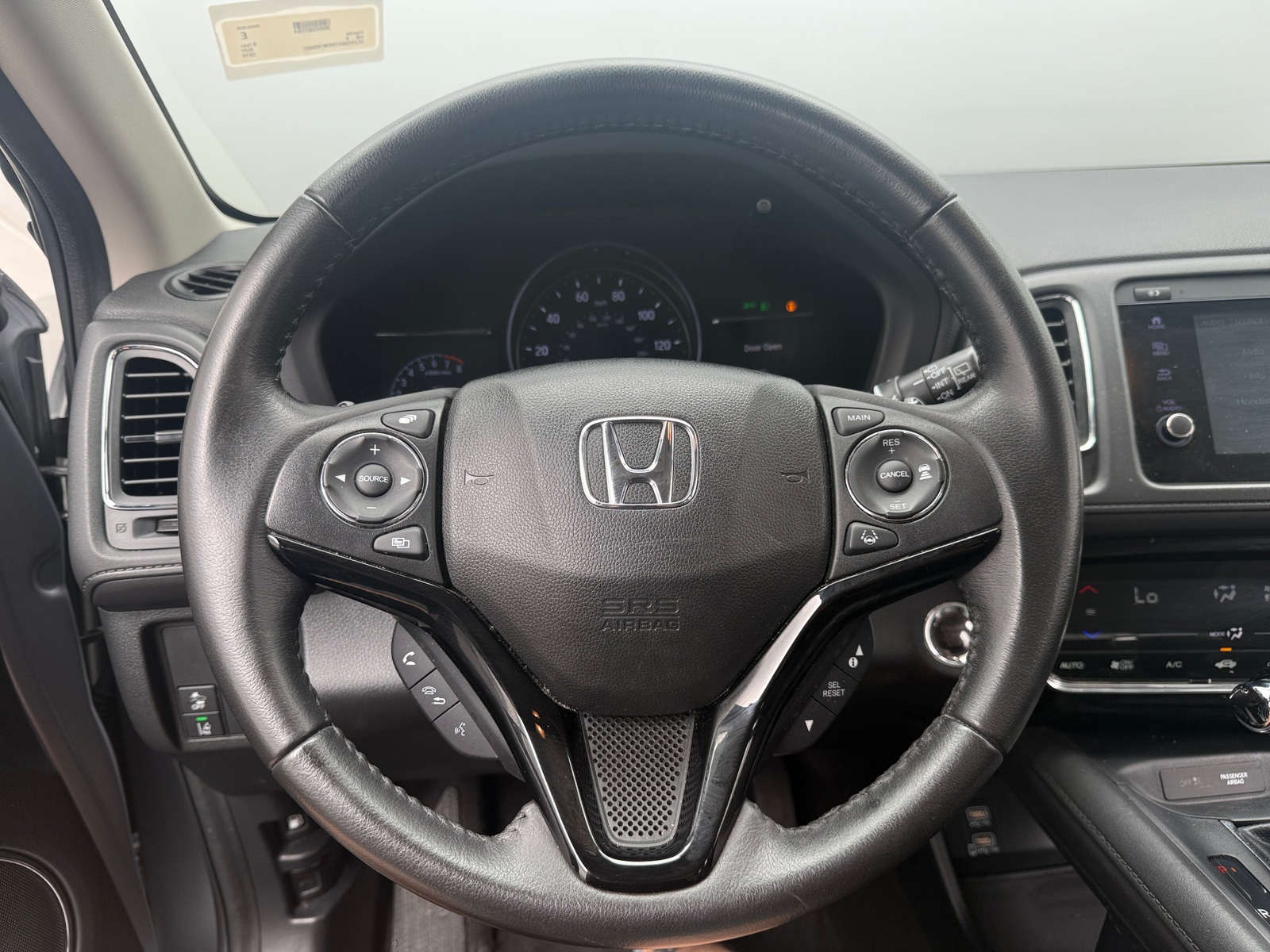 Thumbnail: 2019 Honda HR-V - 4