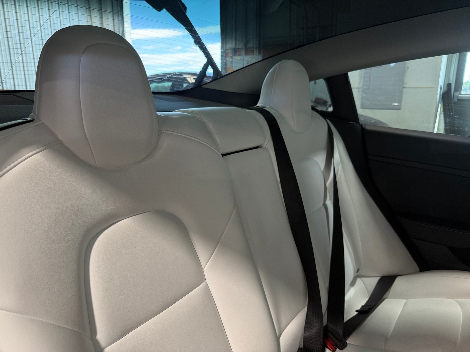 Thumbnail: 2022 Tesla Model 3 - 5