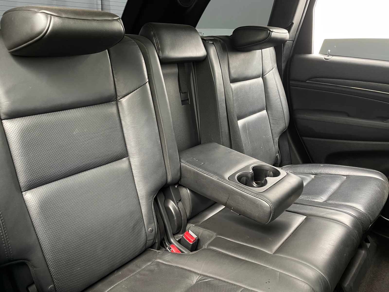 Thumbnail: 2018 Jeep Grand Cherokee - 5