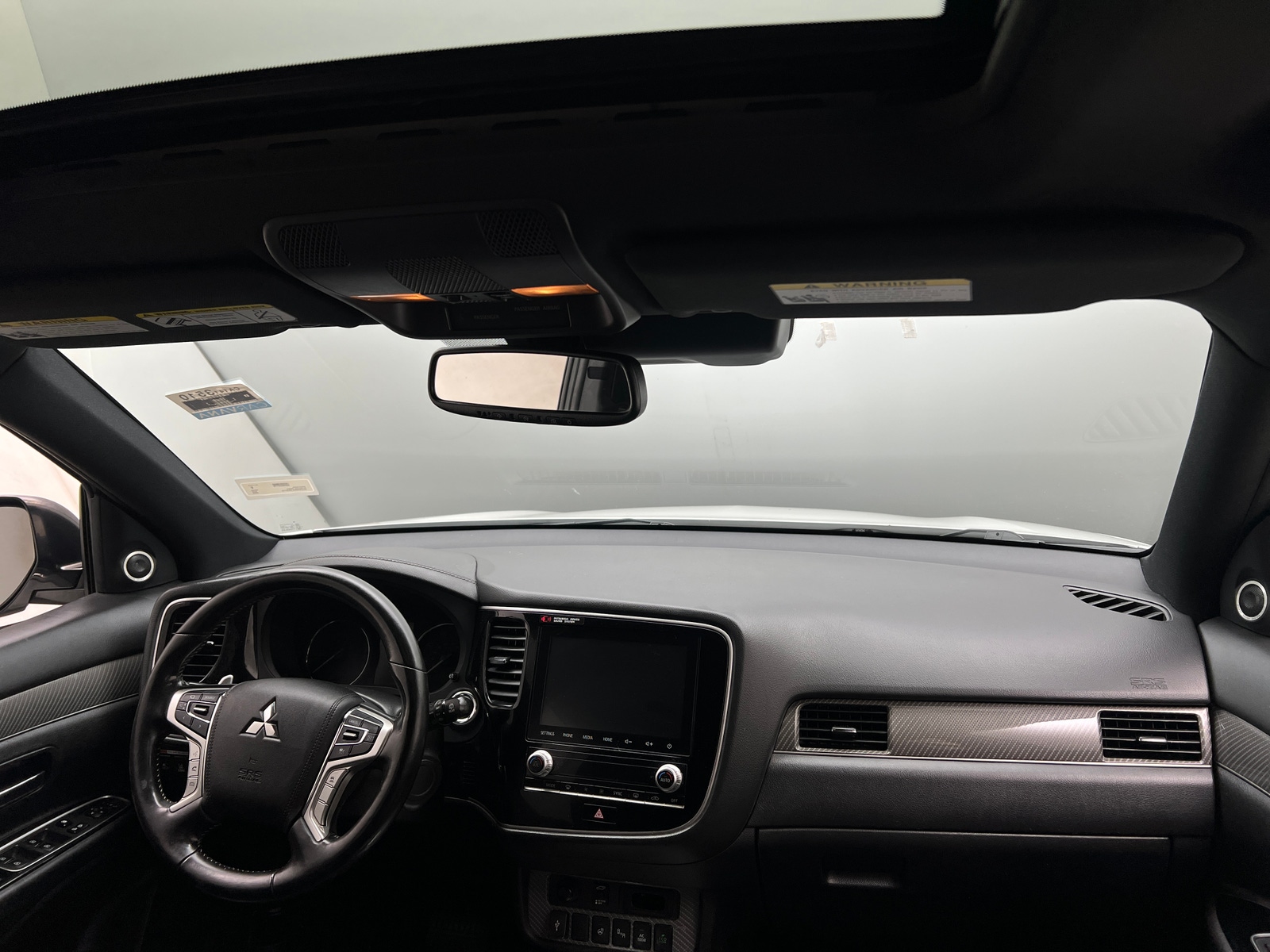 Thumbnail: 2020 Mitsubishi Outlander - 2