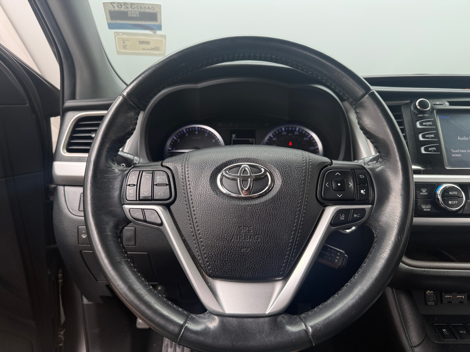 Thumbnail: 2019 Toyota Highlander - 4