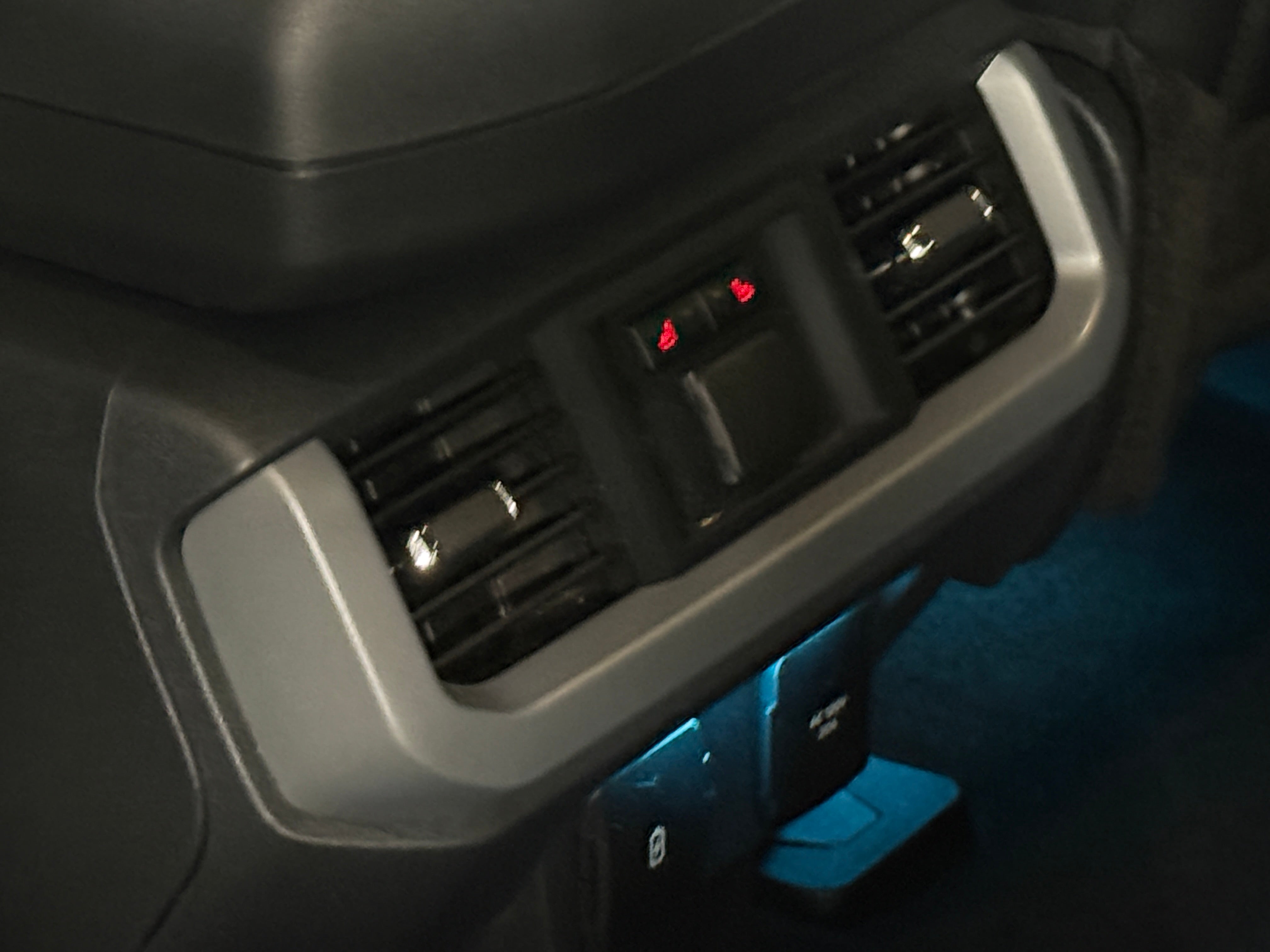 Used 2024 Ford F-150 Lightning Lariat with VIN 1FT6W5L74RWG31309 for sale in Auburn, WA