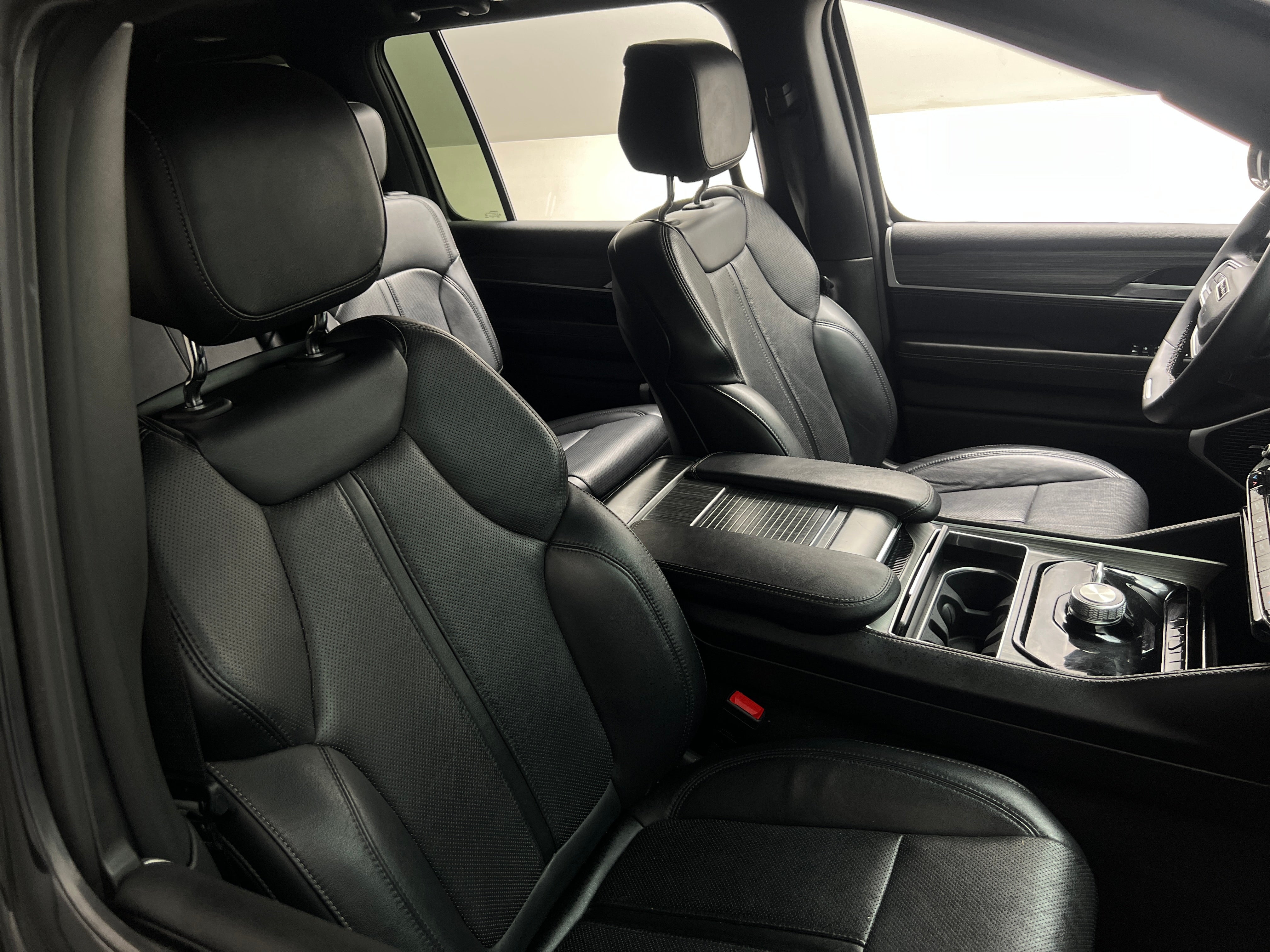 2024 Jeep Wagoneer