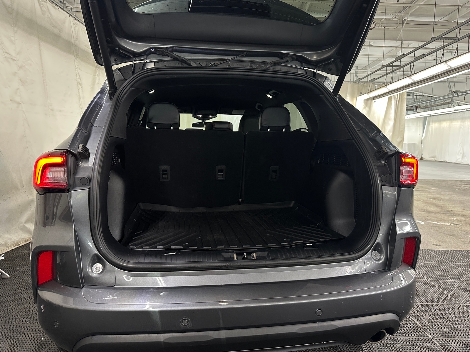 Thumbnail: 2023 Ford Escape - 7