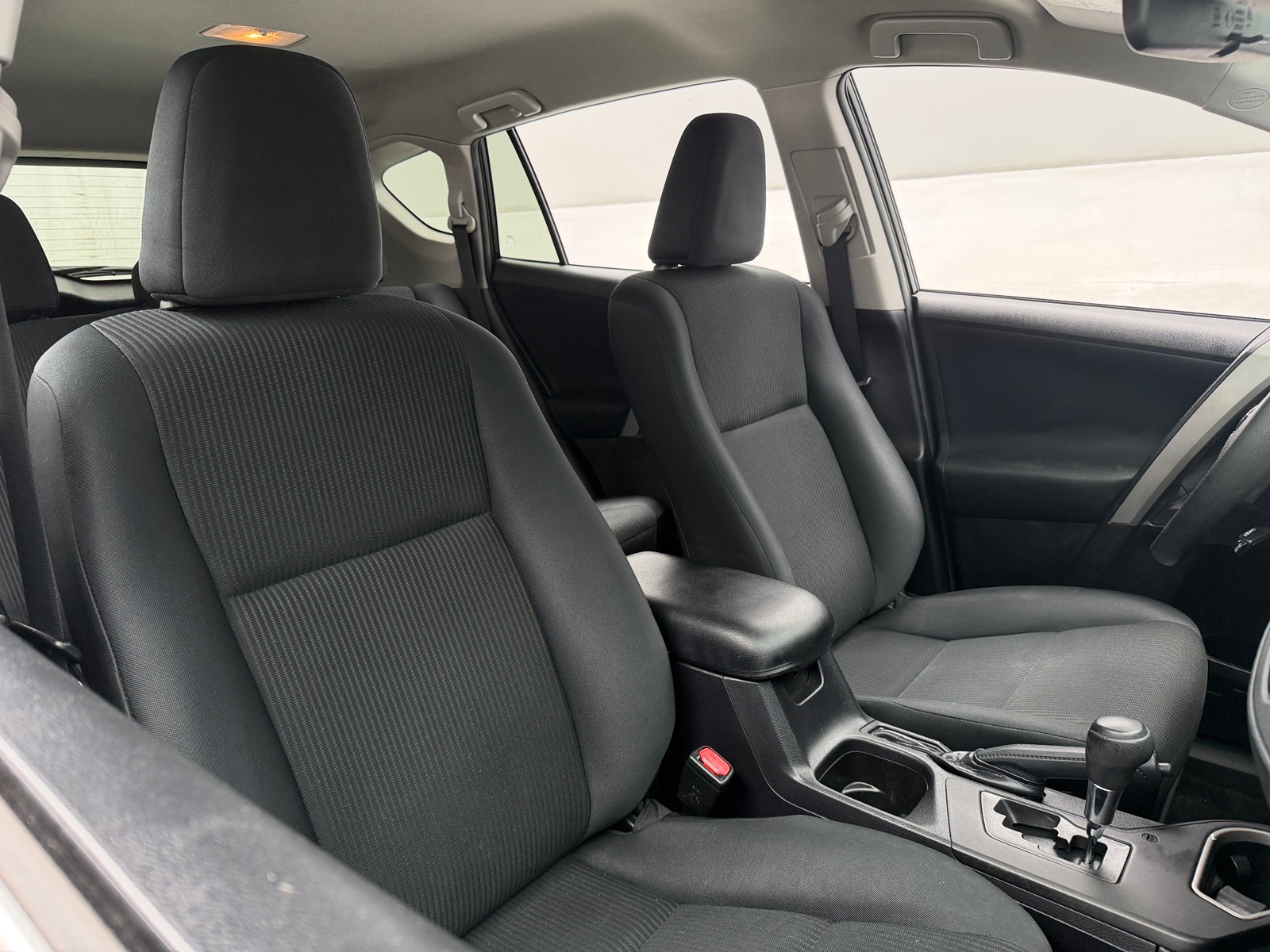 Thumbnail: 2017 Toyota RAV4 - 2