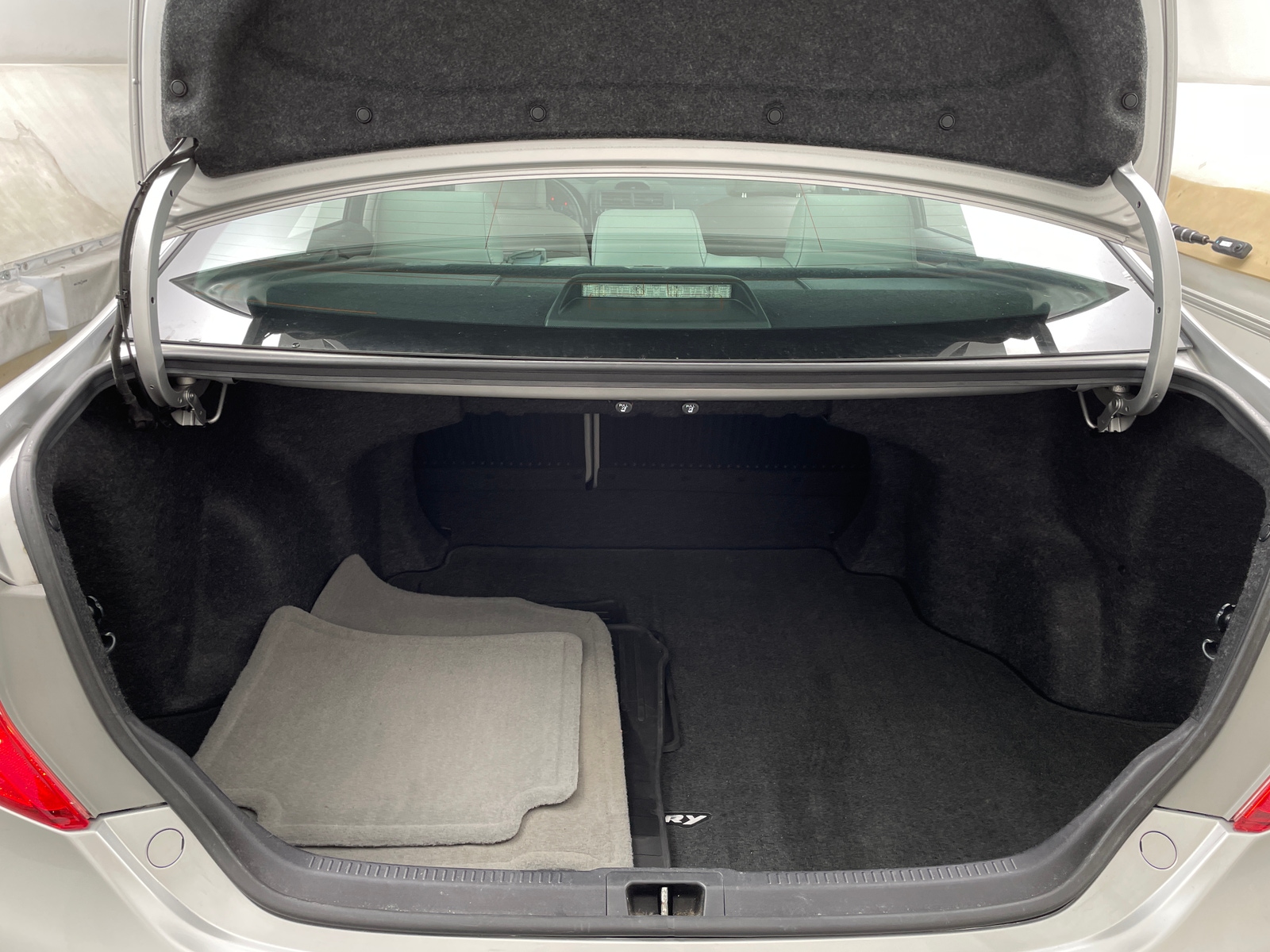 Thumbnail: 2014 Toyota Camry - 7